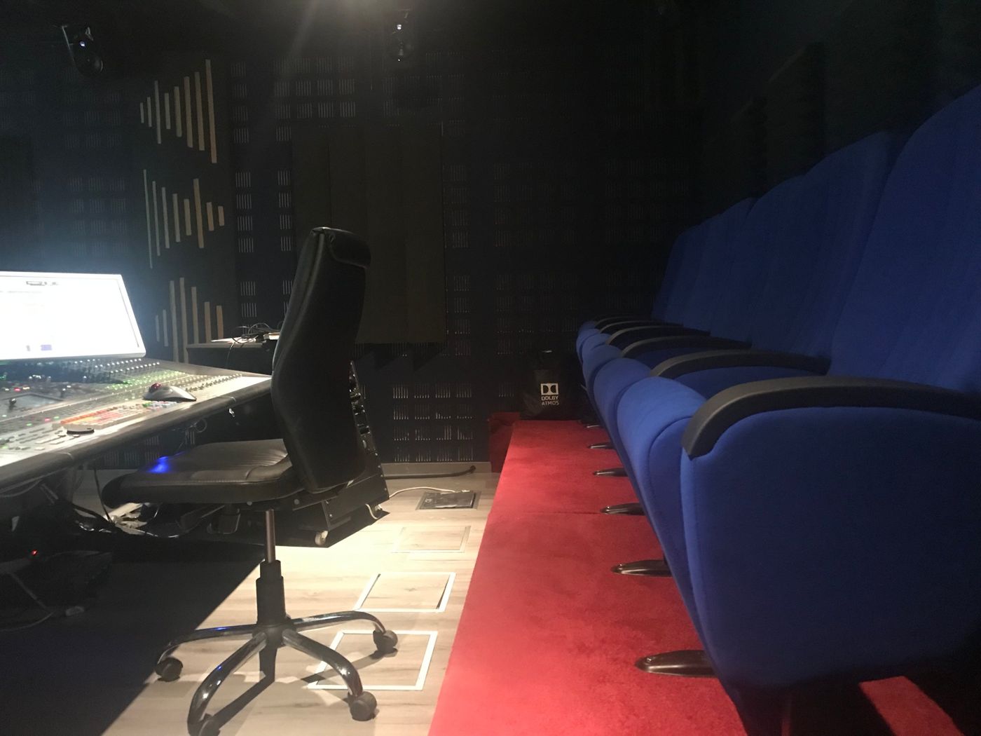 Mixing room: client seats on the raised platform